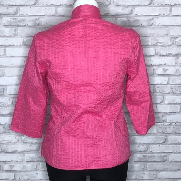 Chico’s pink quilted button down top, size 2 - Picture 5 of 7